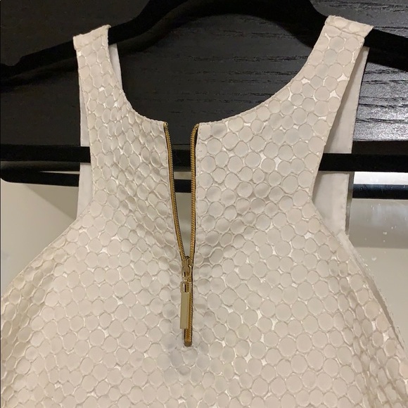 Custom dress - Picture 3 of 4